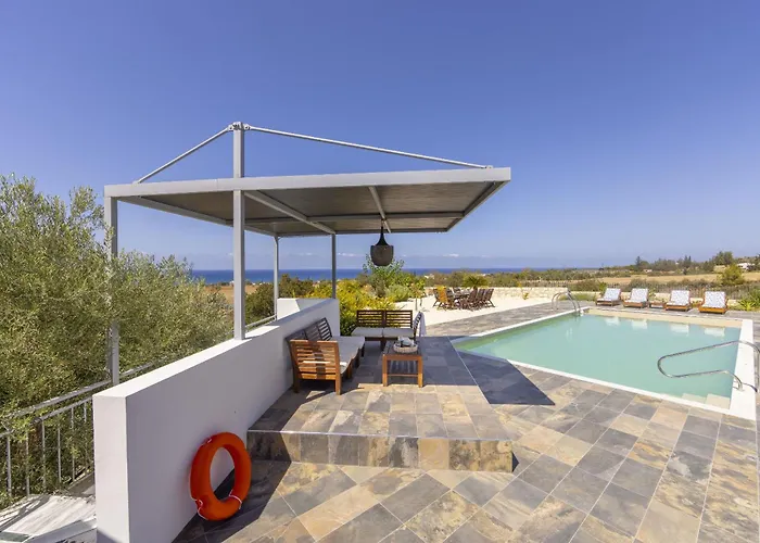 Luna Mare * Kato Yialia