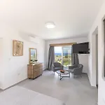 Villa Luna Mare