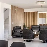 Luna Mare Villa *