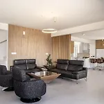 Villa Luna Mare *