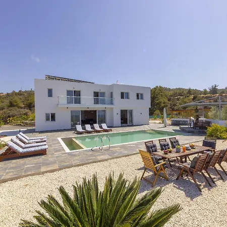 Villa Luna Mare *
