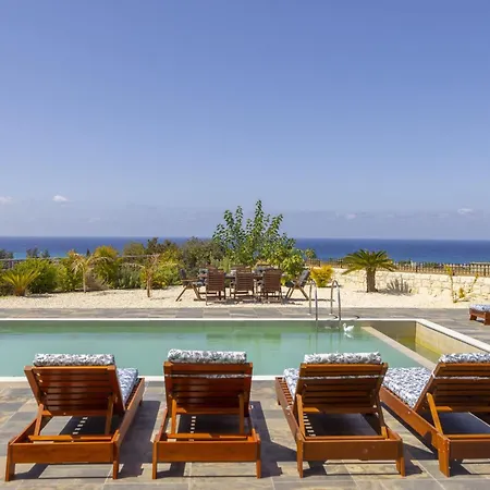 Luna Mare Vila Kato Yialia