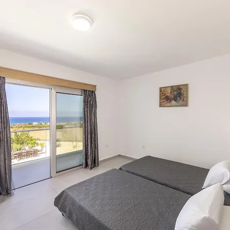 Villa Luna Mare