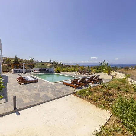 Villa Luna Mare *